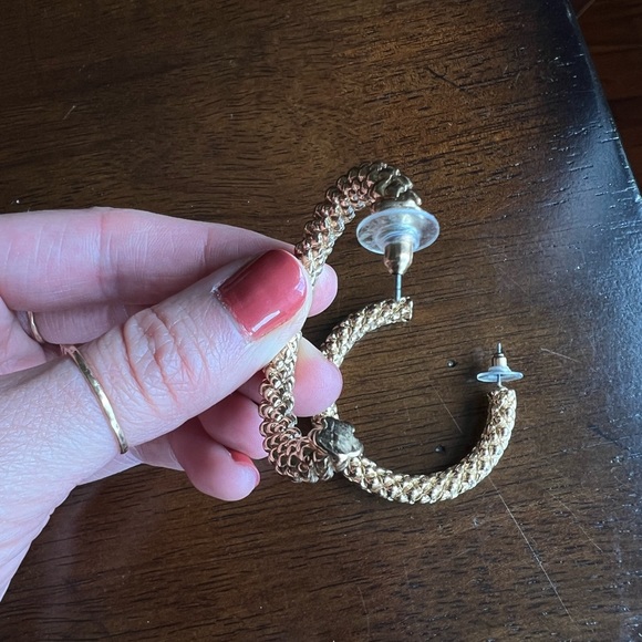 Large Textured Hoop Earrings - Picture 5 of 5